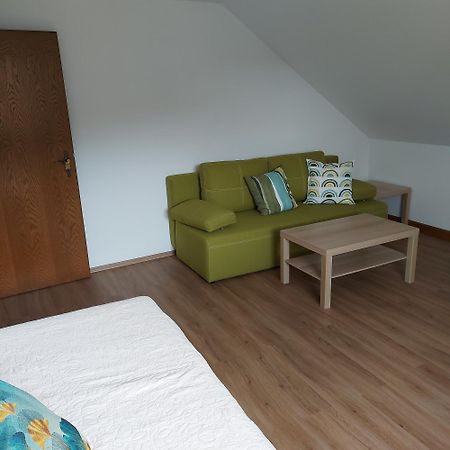 Ferienwohnung Am Berg Wiesent Экстерьер фото